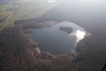 Vue aérienne de Grève de la plaque de chou à le quartier Graben in Graben-Neudorf dans le département Bade-Wurtemberg, Allemagne