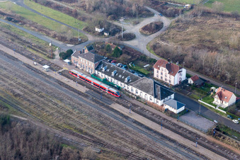 Vue aérienne de Aménagement des voies et construction des gares du chemin de fer français à Lauterbourg dans le département Bas Rhin, France