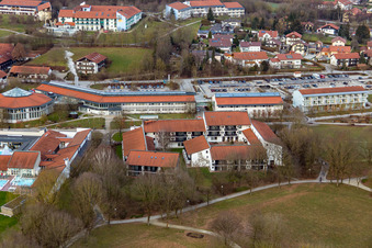 Vue d'oiseau de Thermes de Rottal à le quartier Aunham in Bad Birnbach dans le département Bavière, Allemagne