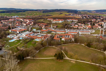 Thermes de Rottal à le quartier Aunham in Bad Birnbach dans le département Bavière, Allemagne vue du ciel