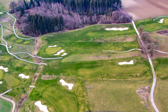 Vue aérienne de Parcours de golf du Bella Vista Golf Club à Bad Birnbach dans le département Bavière, Allemagne
