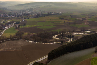 Vue aérienne de Quartier Anzenkirchen in Triftern dans le département Bavière, Allemagne