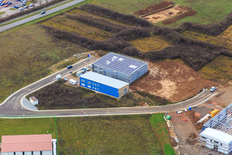 Photographie aérienne de Fouilles/enquêtes archéologiques dans le parc industriel W à Herxheim bei Landau dans le département Rhénanie-Palatinat, Allemagne