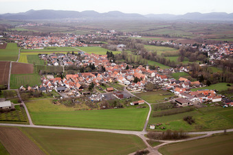 Quartier Mühlhofen in Billigheim-Ingenheim dans le département Rhénanie-Palatinat, Allemagne hors des airs
