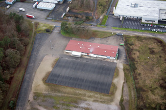 Vue aérienne de Burstner Lager à le quartier Altenstadt in Wissembourg dans le département Bas Rhin, France