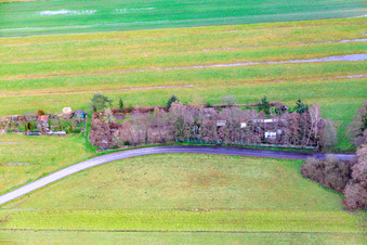 Vue aérienne de Parcelles de jardin à Kandel dans le département Rhénanie-Palatinat, Allemagne