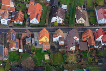 Vue oblique de Waldstr à Kandel dans le département Rhénanie-Palatinat, Allemagne