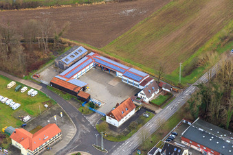Vue aérienne de Caravane Freiy à Kandel dans le département Rhénanie-Palatinat, Allemagne