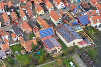 Fossé arrière à Kandel dans le département Rhénanie-Palatinat, Allemagne d'en haut