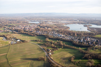 Lauterbourg dans le département Bas Rhin, France depuis l'avion