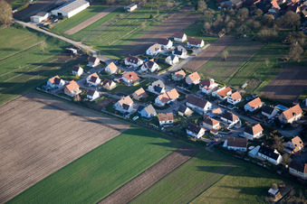 Niederlauterbach dans le département Bas Rhin, France depuis l'avion