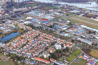 Vue aérienne de Quartier Am Renngraben au Russenweiher à Speyer dans le département Rhénanie-Palatinat, Allemagne