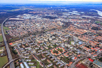 Vue oblique de Quartier du Woogbach avec Heinrich-Heine-Straße à Speyer dans le département Rhénanie-Palatinat, Allemagne