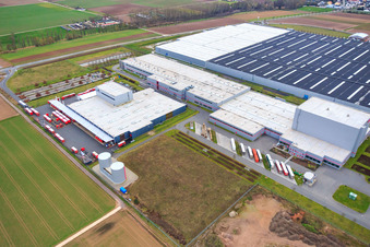 Photographie aérienne de Parc industriel Interpark avec Progroup Board GmbH et Tricor Packaging & Logistics AG à Offenbach an der Queich dans le département Rhénanie-Palatinat, Allemagne