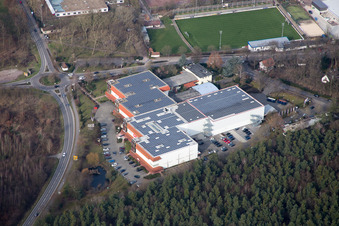 Herxheim bei Landau dans le département Rhénanie-Palatinat, Allemagne d'un drone