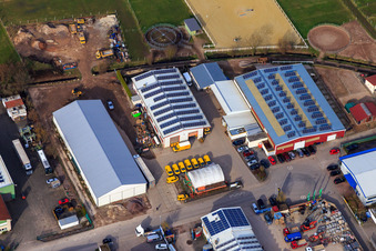 Vue aérienne de Emballage transparent Weber GmbH entrepôt extérieur, REGAB GmbH génie civil à Herxheim bei Landau dans le département Rhénanie-Palatinat, Allemagne