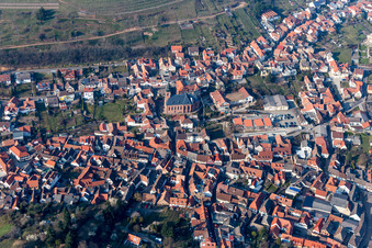Vue aérienne de Quartier de la vieille ville et centre-ville à le quartier SaintMartin in Sankt Martin dans le département Rhénanie-Palatinat, Allemagne