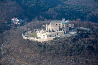 Château de Hambach à le quartier Diedesfeld in Neustadt an der Weinstraße dans le département Rhénanie-Palatinat, Allemagne hors des airs