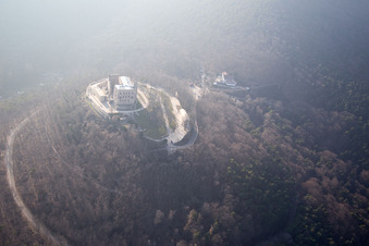 Château de Hambach à le quartier Diedesfeld in Neustadt an der Weinstraße dans le département Rhénanie-Palatinat, Allemagne vue du ciel