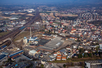 Vue aérienne de Zone industrielle SW Glasmacherstr à Achern dans le département Bade-Wurtemberg, Allemagne