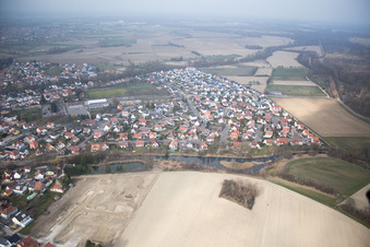 Vue aérienne de Offendorf dans le département Bas Rhin, France