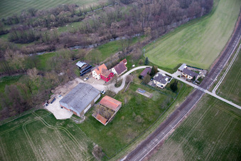 Vue aérienne de Roppenheim dans le département Bas Rhin, France