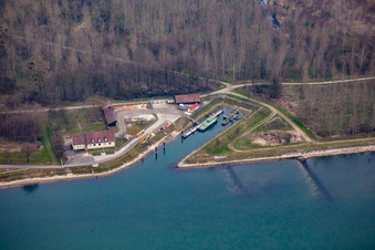 Vue aérienne de Office des eaux et de la navigation à le quartier Plittersdorf in Rastatt dans le département Bade-Wurtemberg, Allemagne