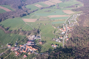 Lembach dans le département Bas Rhin, France depuis l'avion