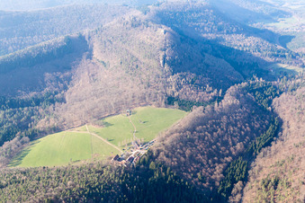 Vue oblique de Gimbelhof à Wingen dans le département Bas Rhin, France