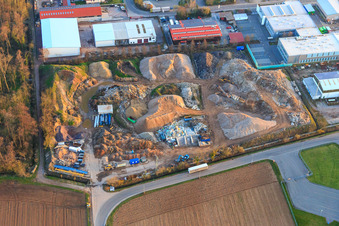 Vue aérienne de Centre de recyclage de matériaux de construction BRZ Rohrbach GmbH à Rohrbach dans le département Rhénanie-Palatinat, Allemagne