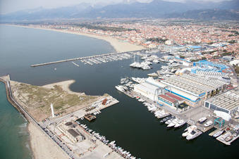 Photographie aérienne de Viareggio dans le département Lucca, Italie