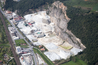 Vue aérienne de Pietrasanta dans le département Lucca, Italie