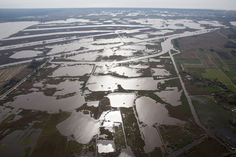 Massarosa dans le département Lucca, Italie vue d'en haut