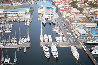 Viareggio dans le département Lucca, Italie hors des airs