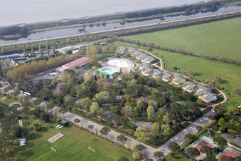 Vue aérienne de Comacchio, Lido di Volano à Lido di Volano dans le département Émilie-Romagne, Italie