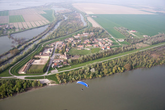 Ca' Tiepolo dans le département Vénétie, Italie depuis l'avion