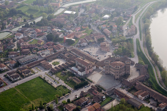 Photographie aérienne de Mesola dans le département Ferrara, Italie