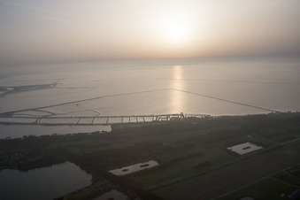 Photographie aérienne de Casalborsetti dans le département Émilie-Romagne, Italie