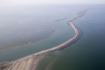Vue oblique de Sottomarina à Faro dans le département Vénétie, Italie