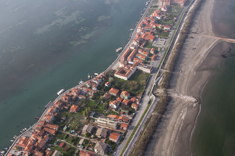 Image drone de Zone d'implantation dans le district Pellestrina à Venise à Pellestrina dans le département Vénétie, Italie