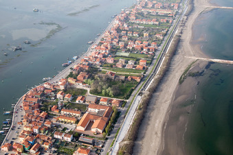 Zone d'implantation dans le district Pellestrina à Venise à Pellestrina dans le département Vénétie, Italie d'en haut