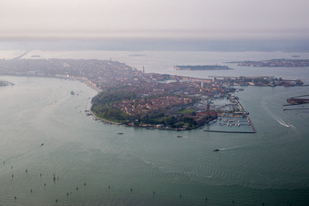 Vue oblique de Fossone d'Adige dans le département Vénétie, Italie