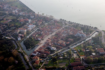 Enregistrement par drone de Malamocco dans le département Vénétie, Italie