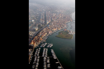 Image drone de Sottomarina à Faro dans le département Vénétie, Italie