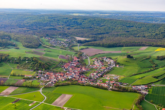 Vue aérienne de Quartier de Prüssberg à Michelau im Steigerwald dans le département Bavière, Allemagne