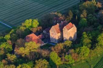 Photographie aérienne de Château de Klingenberg à Wipfeld dans le département Bavière, Allemagne
