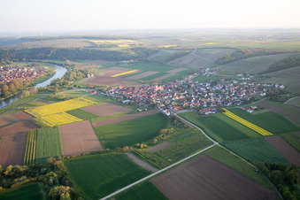 Quartier Untereisenheim in Eisenheim dans le département Bavière, Allemagne hors des airs