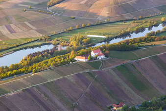 Photographie aérienne de Vogelsburg à le quartier Escherndorf in Volkach dans le département Bavière, Allemagne
