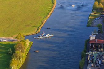 Vue aérienne de Ferry principal Wipfeld à Wipfeld dans le département Bavière, Allemagne