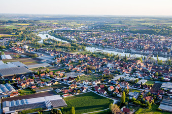Kitzingen dans le département Bavière, Allemagne hors des airs